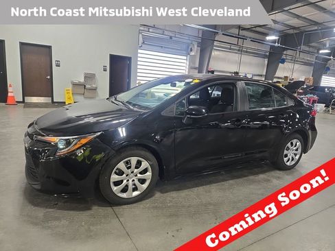 Used 2023 Toyota Corolla LE image 1