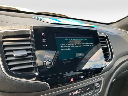 Used 2023 Honda Passport TrailSport image 21