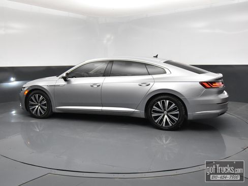 Used 2019 Volkswagen Arteon SE FWD image 3