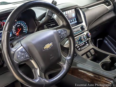 Used 2019 Chevrolet Tahoe LT w/ RST Edition AWD/4WD image 15