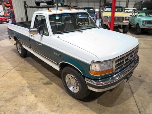 Used 1995 Ford F250 2WD Regular Cab image 14