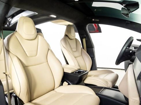 Used 2016 Tesla Model X P90D image 20