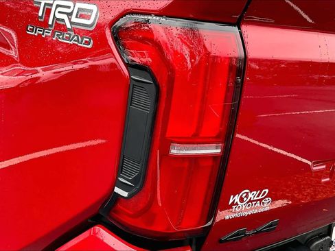 Used 2025 Toyota Tacoma TRD Off-Road image 26