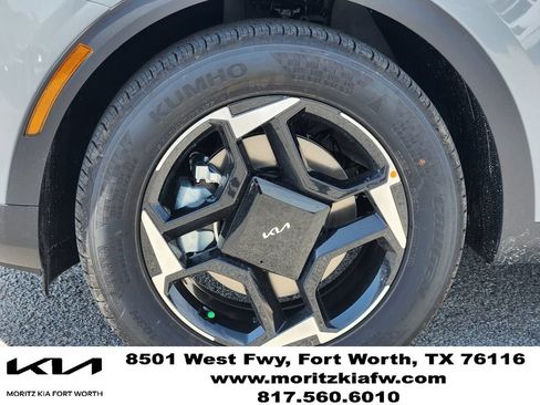 New 2026 Kia Sportage EX FWD image 7