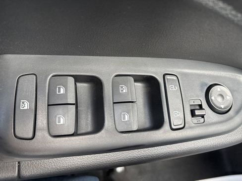 New 2026 Hyundai Venue SEL image 24