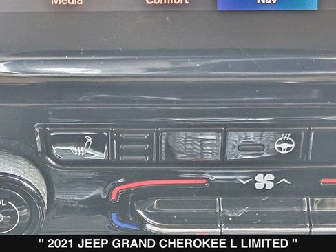 Used 2021 Jeep Grand Cherokee L Limited AWD/4WD image 23