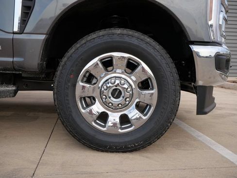 New 2026 Ford F250 Lariat w/ Lariat Premium Package AWD/4WD image 7