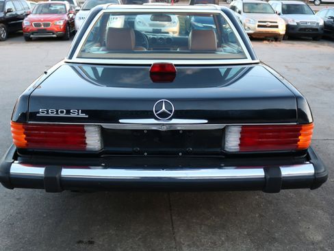 Used 1986 Mercedes-Benz 560 SL image 9