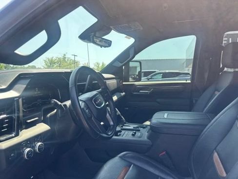 Used 2024 GMC Sierra 3500 AT4 w/ AT4 Premium Plus Package AWD/4WD image 11