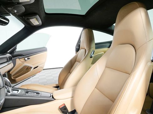 Certified 2015 Porsche 911 Turbo image 5