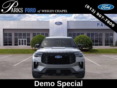 New 2026 Ford Explorer ST-Line w/ ST-Line Street Pack RWD image 6