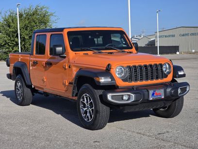 Used 2025 Jeep Gladiator Sport