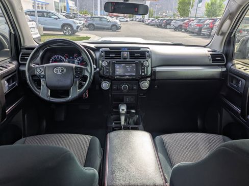 Used 2018 Toyota 4Runner TRD Off-Road AWD/4WD image 29