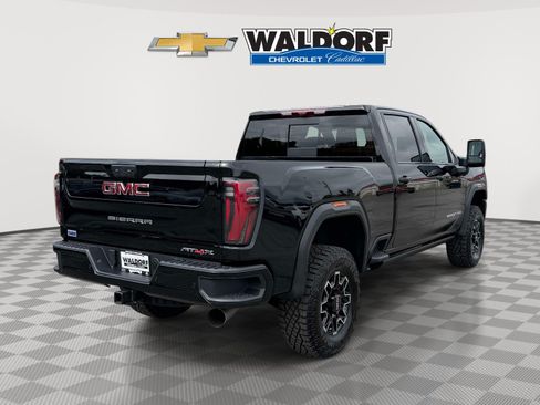 Used 2026 GMC Sierra 2500 AT4X AWD/4WD image 2