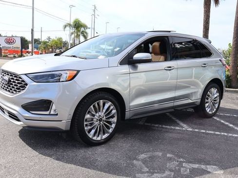 Used 2024 Ford Edge Titanium w/ Titanium Elite Package AWD/4WD image 3