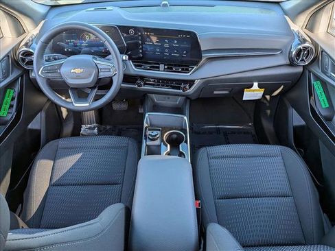 New 2026 Chevrolet Equinox LT w/ Safety and Technology Package image 13