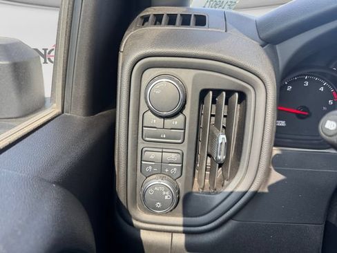 Used 2025 Chevrolet Silverado 2500 Custom w/ Custom Value Package AWD/4WD image 19