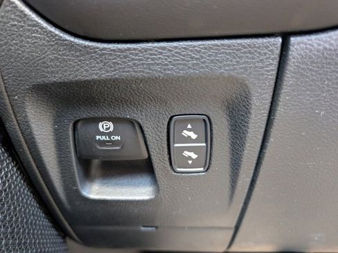 Certified 2024 RAM 1500 Limited image 22