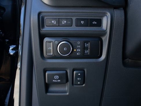 Used 2024 Ford F150 Platinum w/ Equipment Group 702A High image 10