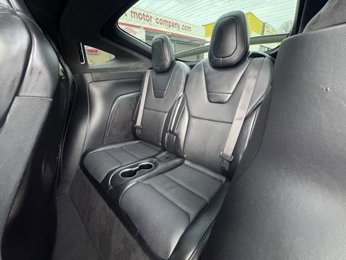 Used 2016 Tesla Model X P90D image 28