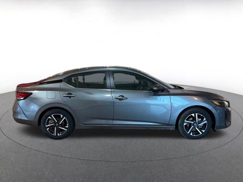 Used 2025 Nissan Sentra SV image 16