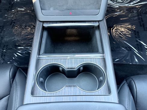Used 2023 Tesla Model S AWD/4WD image 46