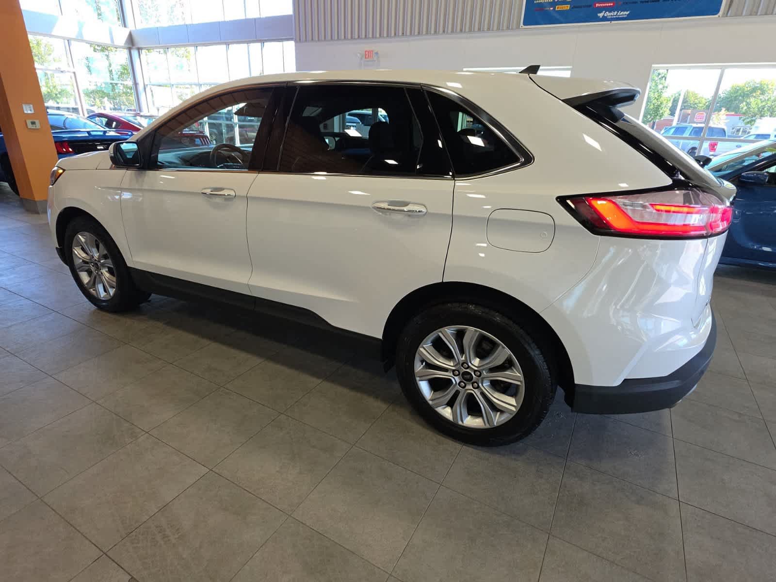 Used 2024 Ford Edge Titanium w/ Equipment Group 301A AWD/4WD image 10