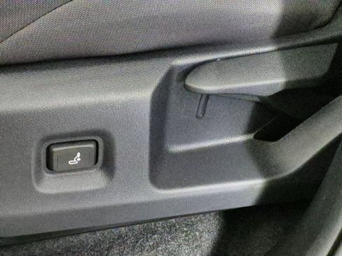 New 2026 Toyota Tacoma SR5 image 15