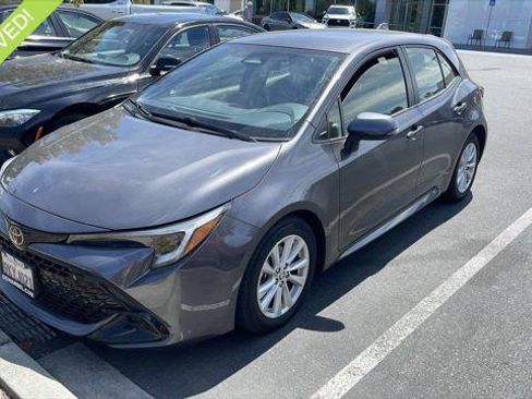 Certified 2024 Toyota Corolla SE FWD image 1