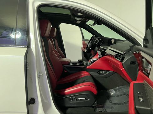 Certified 2022 Acura MDX Type S AWD/4WD image 31