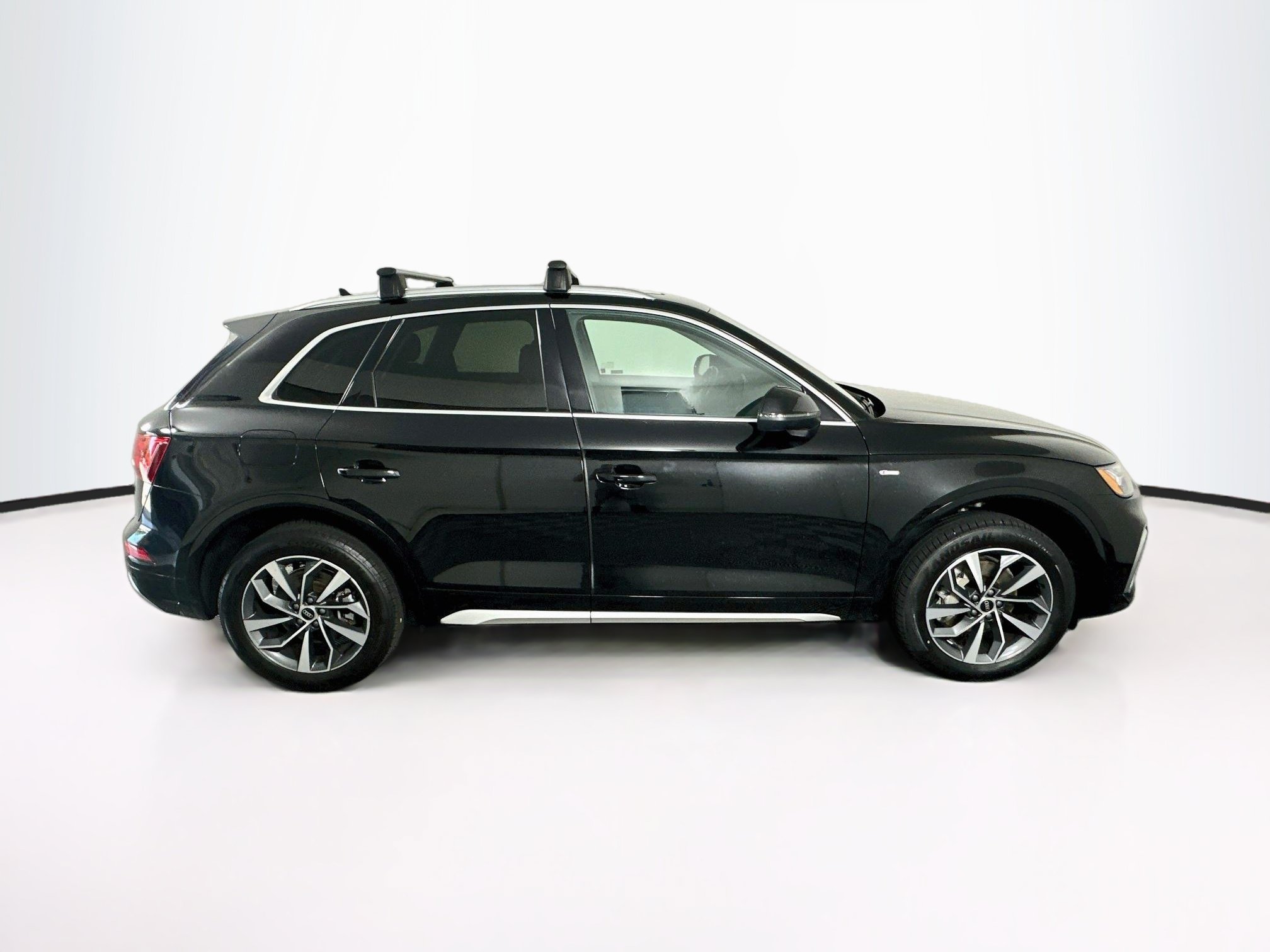 Used 2023 Audi Q5 2.0T Premium w/ Convenience Package AWD/4WD image 10