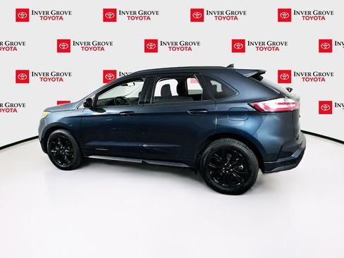 Used 2022 Ford Edge SE w/ Black Appearance Package image 7