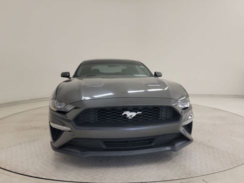 Used 2019 Ford Mustang Coupe image 4