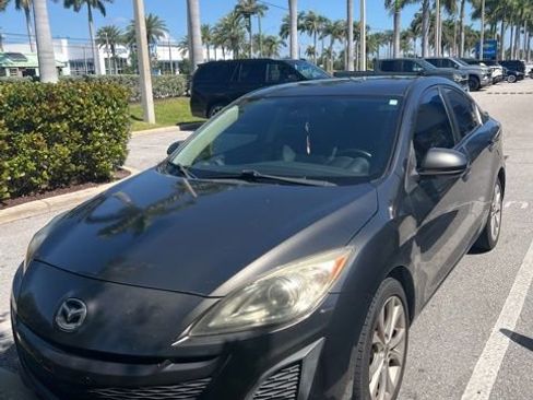 Used 2011 MAZDA MAZDA3 s Grand Touring w/ Tech Pkg FWD image 1