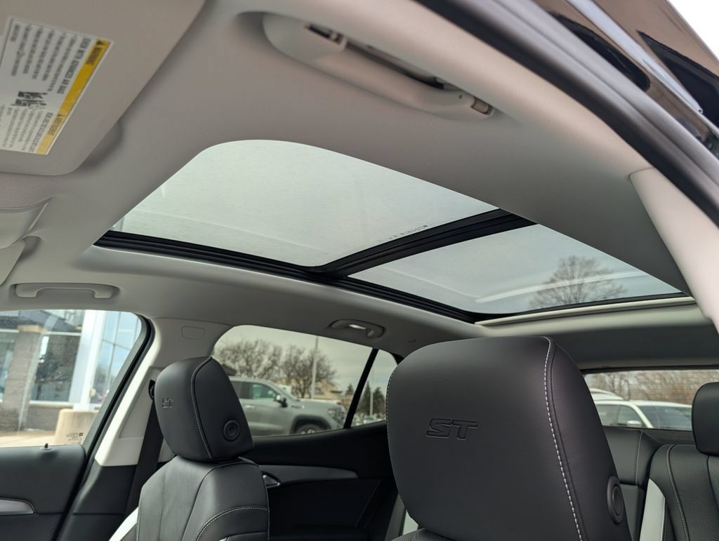 New 2026 Buick Envision Sport Touring AWD/4WD image 6