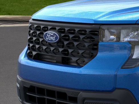 New 2026 Ford Maverick XL image 18