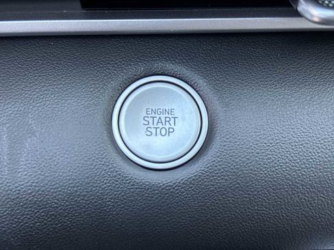 Used 2023 Hyundai Elantra SEL FWD image 24