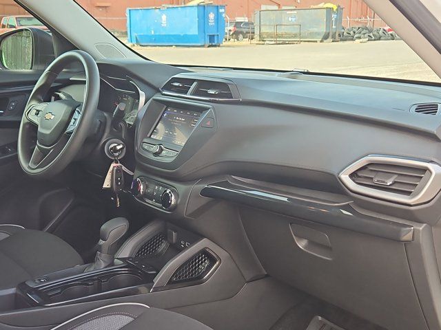 Certified 2023 Chevrolet TrailBlazer LS FWD image 20