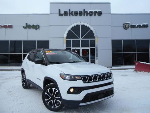 Certified 2024 Jeep Compass Limited image 2