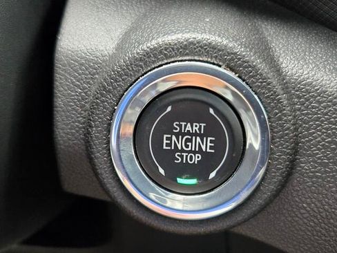 Used 2022 Chevrolet TrailBlazer RS FWD image 22