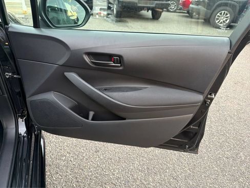 Used 2023 Toyota Corolla LE FWD image 23