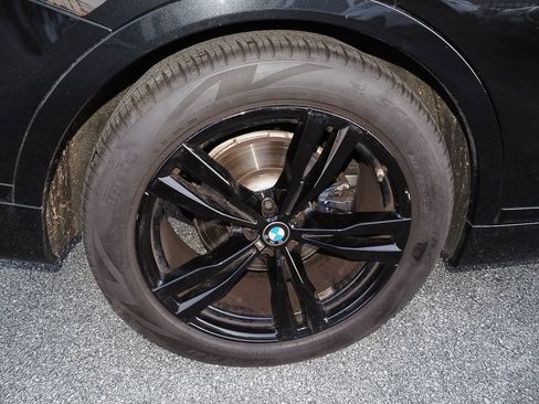 Used 2022 BMW X7 xDrive40i w/ M Sport Package image 41