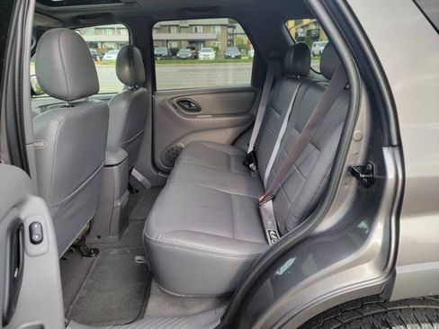 Used 2002 Ford Escape XLT image 17