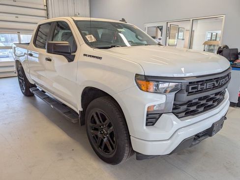 Used 2023 Chevrolet Silverado 1500 Custom w/ LPO, Dark Essentials Package AWD/4WD image 5