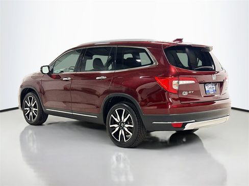 Used 2019 Honda Pilot Touring image 4