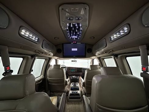 Used 2013 GMC Savana 1500 RWD image 3