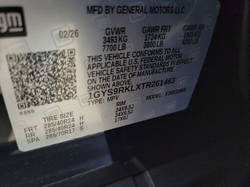 New 2026 Cadillac Escalade ESV Platinum Sport w/ LPO, ONYX Package image 33