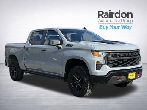 Used 2024 Chevrolet Silverado 1500 Custom Trail Boss w/ LPO, Dark Essentials Package image 1