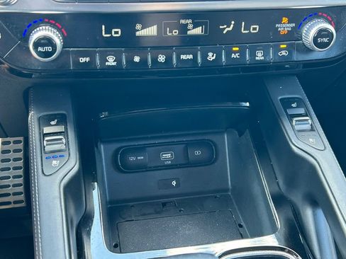 Used 2022 Kia Telluride SX w/ SX Prestige Package AWD/4WD image 33