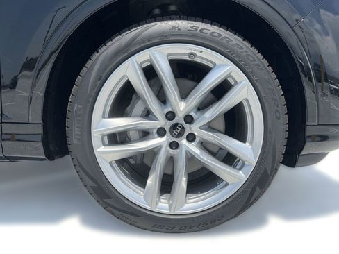 New 2025 Audi Q7 3.0T Premium Plus image 11
